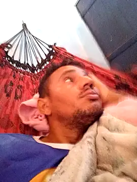 Snapshot of 68_Toni chatting on 10-25-25, 12:28 68 Toni online show from 10-25-25, 12:28