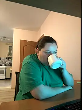 Snapshot of Alex_m chatting on 10-08-25, 03:52 Alex m online show from 10-08-25, 03:52