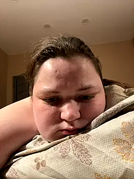 Snapshot of Alex_m chatting on 09-10-25, 02:38 Alex m online show from 09-10-25, 02:38