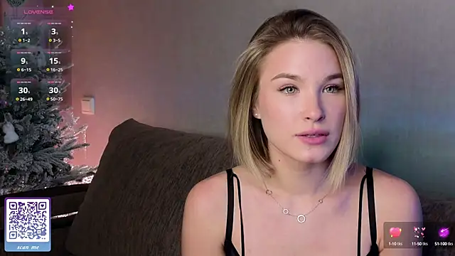 Snapshot of Starlit_Eternity chatting on 01-19-25, 04:36 Starlit Eternity online show from 01-19-25, 04:36