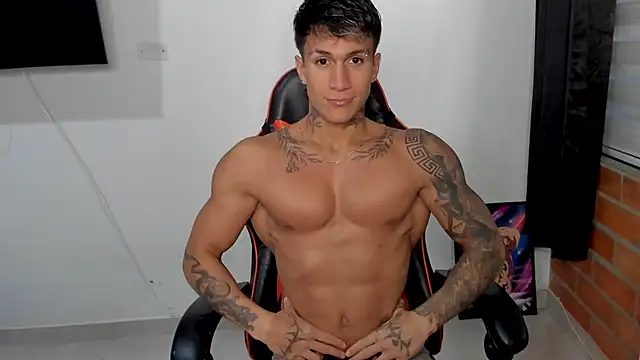 pettergrey1 online show from 10-22-25, 10:41