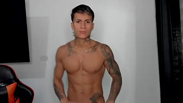 pettergrey1 online show from 10-20-25, 01:29