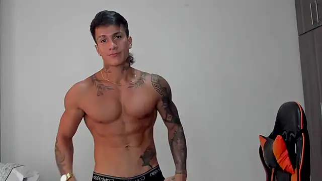 pettergrey1 online show from 02-04-26, 08:26