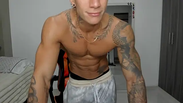 pettergrey1 online show from 02-13-26, 12:16