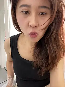 Snapshot of Liliya-77 chatting on 04-12-26, 07:11 Liliya-77 online show from 04-12-26, 07:11