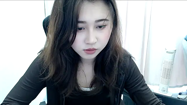 Snapshot of Liliya-77 chatting on 04-08-26, 05:42 Liliya-77 online show from 04-08-26, 05:42