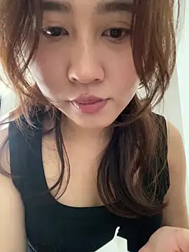 Snapshot of Liliya-77 chatting on 03-19-26, 05:40 Liliya-77 online show from 03-19-26, 05:40