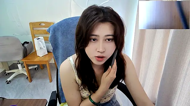 Snapshot of Liliya-77 chatting on 03-22-26, 05:43 Liliya-77 online show from 03-22-26, 05:43