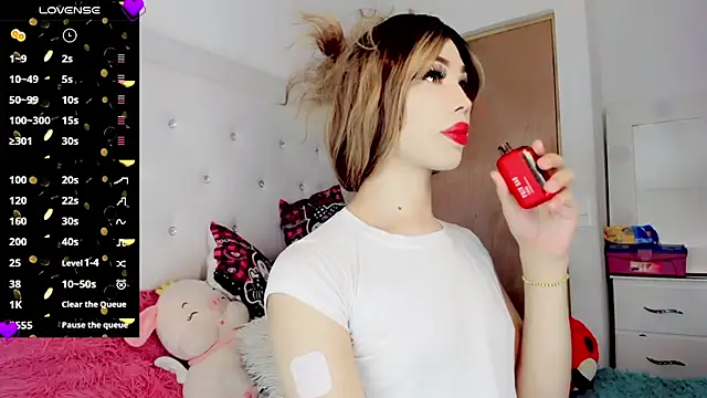 New Doll online show from 03-12-25, 07:58