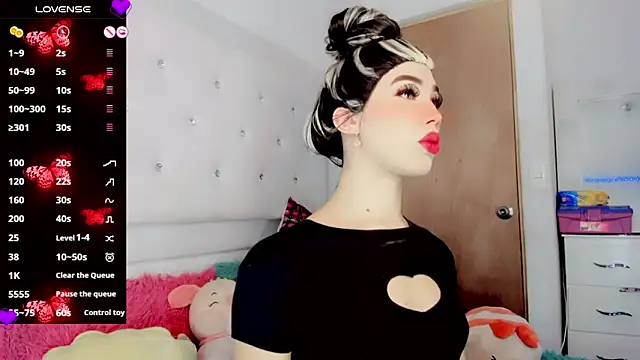 New Doll online show from 02-07-25, 08:22