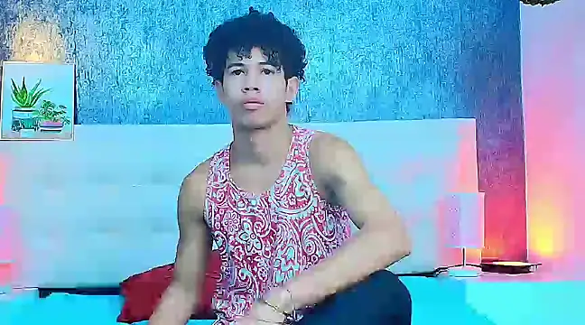 Snapshot of Erick_Zhimerman chatting on 03-03-25, 03:38 Erick Zhimerman online show from 03-03-25, 03:38