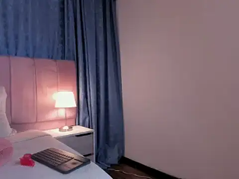 x milu online show from 03-18-25, 08:59