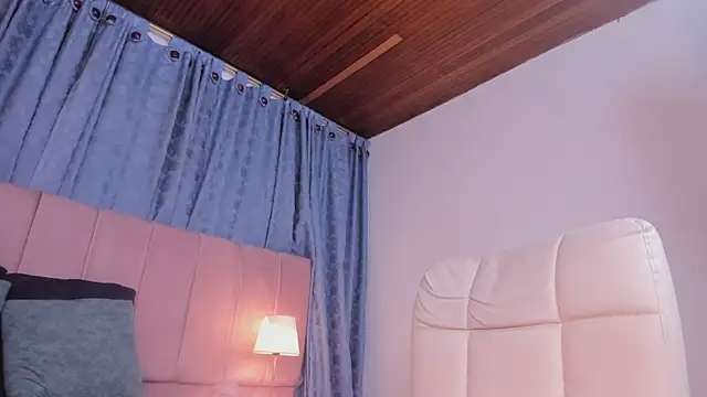 x milu online show from 10-25-25, 05:35