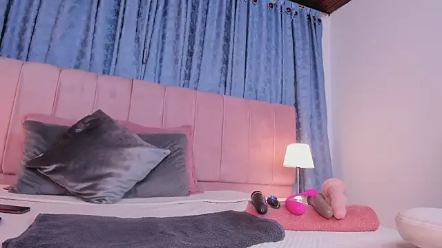 x milu online show from 11-09-25, 04:11