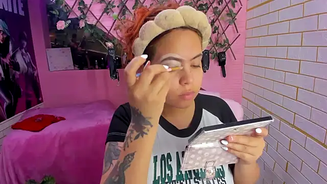 Snapshot of marcellaa303av chatting on 02-11-26, 02:44 marcellaa303av online show from 02-11-26, 02:44