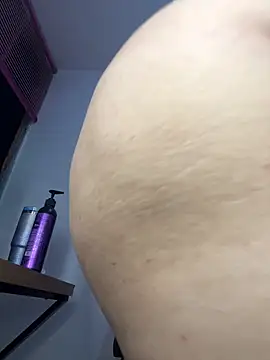 CinnamonCookiez online show from 10-07-25, 03:40