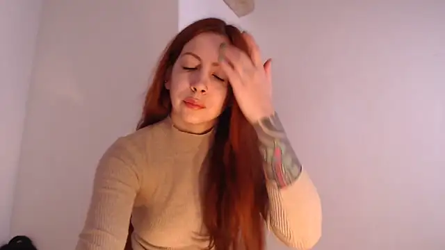 EffyScarlet online show from 10-07-25, 06:53