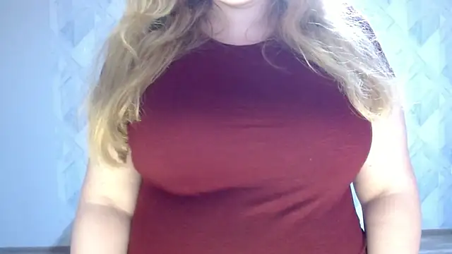Snapshot of Melina_Hot9 chatting on 06-19-26, 10:47 Melina Hot9 online show from 06-19-26, 10:47