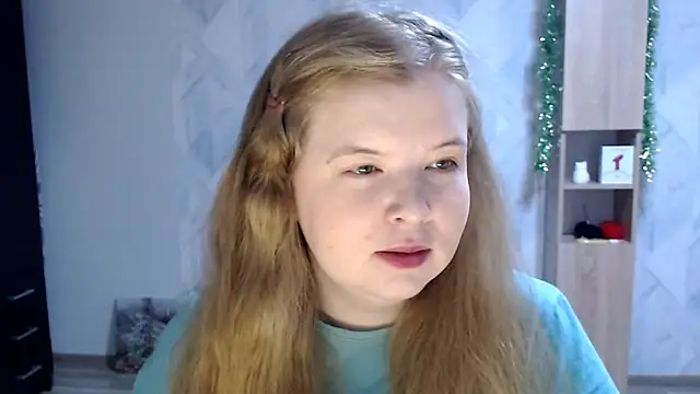 Melina Hot9 online show from 12-20-25, 05:32