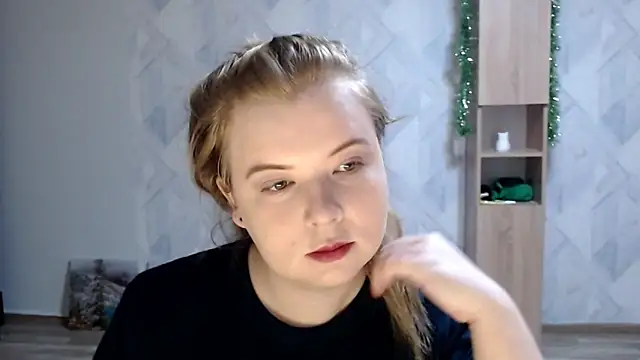 Melina Hot9 online show from 11-29-25, 03:50