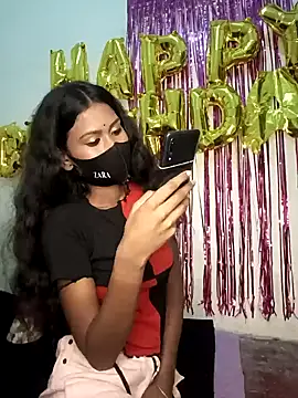 Snapshot of Angalpriya_1 chatting on 12-03-24, 10:01 Angalpriya 1 online show from 12-03-24, 10:01