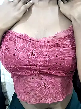 Snapshot of Angalpriya_1 chatting on 11-03-25, 06:33 Angalpriya 1 online show from 11-03-25, 06:33