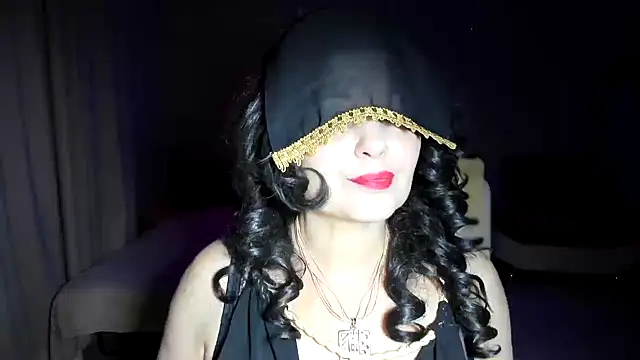 WitchBlueRose online show from 11-11-25, 05:52