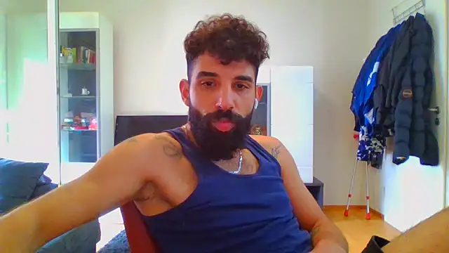 Snapshot of cankaraa96 chatting on 09-21-25, 01:05 cankaraa96 online show from 09-21-25, 01:05