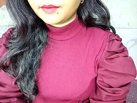 Snapshot of Muktha chatting on 09-18-25, 04:21 Muktha online show from 09-18-25, 04:21