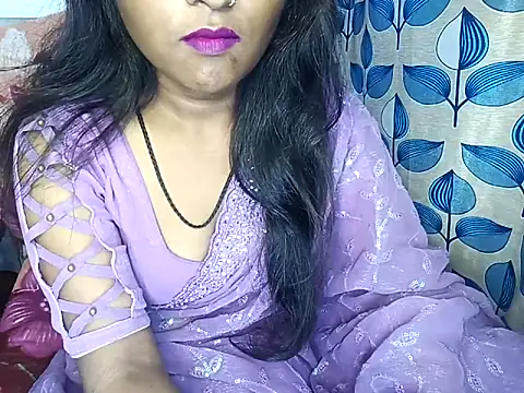 Snapshot of Muktha chatting on 02-20-25, 02:35 Muktha online show from 02-20-25, 02:35