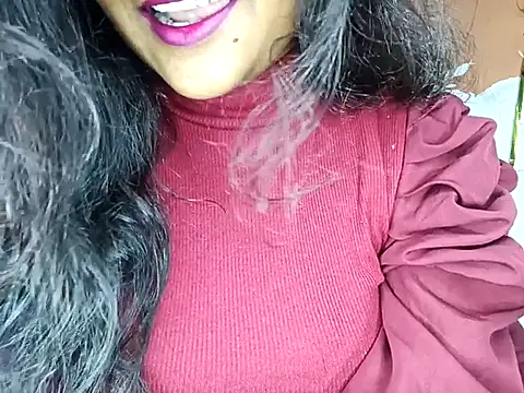 Snapshot of Muktha chatting on 10-11-25, 03:07 Muktha online show from 10-11-25, 03:07