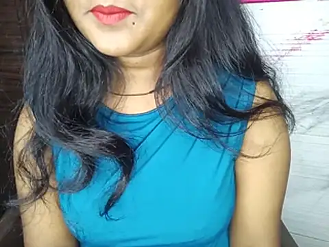 Snapshot of Muktha chatting on 06-14-26, 04:08 Muktha online show from 06-14-26, 04:08