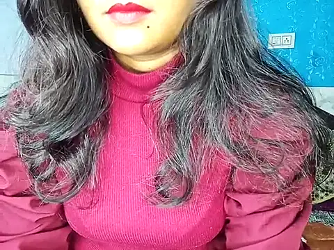 Snapshot of Muktha chatting on 09-16-25, 03:24 Muktha online show from 09-16-25, 03:24