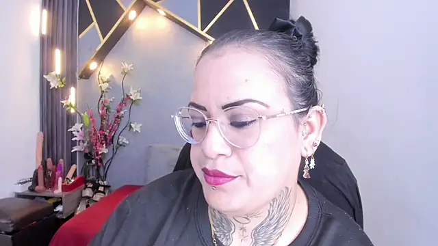 Snapshot of brigittemiller chatting on 05-29-26, 01:44 brigittemiller online show from 05-29-26, 01:44