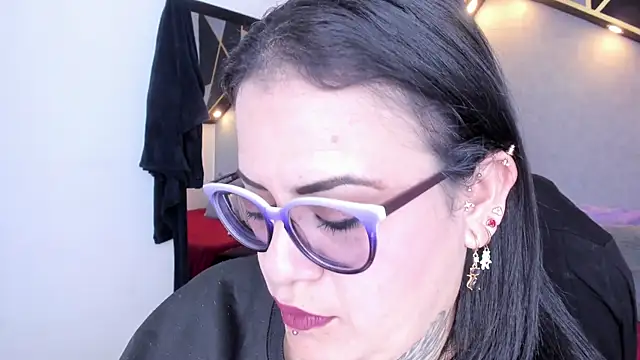Snapshot of brigittemiller chatting on 05-28-26, 01:57 brigittemiller online show from 05-28-26, 01:57