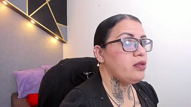 Snapshot of brigittemiller chatting on 04-24-26, 01:40 brigittemiller online show from 04-24-26, 01:40