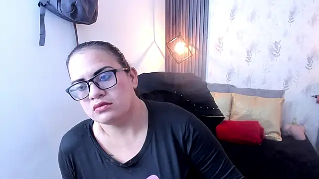 Snapshot of brigittemiller chatting on 10-10-25, 04:08 brigittemiller online show from 10-10-25, 04:08