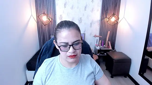 Snapshot of brigittemiller chatting on 09-19-25, 04:11 brigittemiller online show from 09-19-25, 04:11