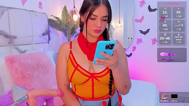 zoe rivers online show from 10-29-25, 01:37