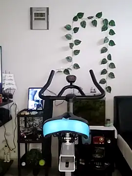 jesicardiente27 online show from 11-02-25, 12:10