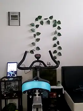 jesicardiente27 online show from 11-03-25, 04:21