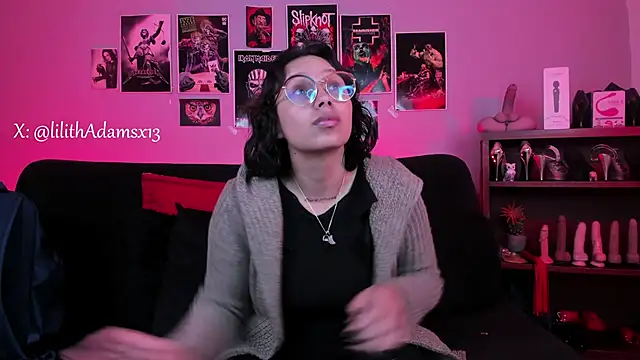 Snapshot of lilith-deveraux chatting on 10-29-25, 01:43 lilith-deveraux online show from 10-29-25, 01:43