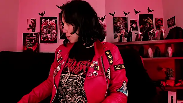 Snapshot of lilith-deveraux chatting on 07-11-26, 03:18 lilith-deveraux online show from 07-11-26, 03:18