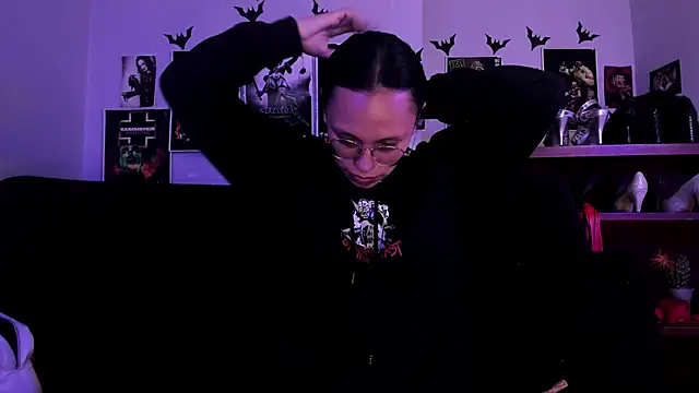 Snapshot of lilith-deveraux chatting on 06-30-26, 04:45 lilith-deveraux online show from 06-30-26, 04:45