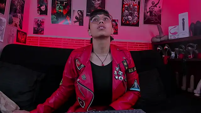 lilith-deveraux online show from 09-26-25, 02:02
