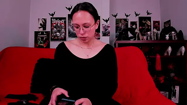 Snapshot of lilith-deveraux chatting on 06-16-26, 01:55 lilith-deveraux online show from 06-16-26, 01:55