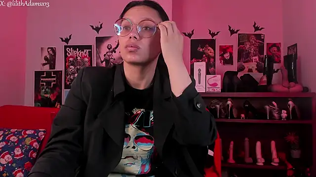 Snapshot of lilith-deveraux chatting on 12-15-25, 02:01 lilith-deveraux online show from 12-15-25, 02:01