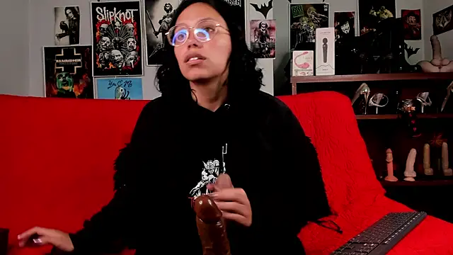 lilith-deveraux online show from 05-22-26, 05:00