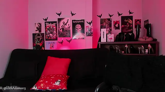 Snapshot of lilith-deveraux chatting on 01-08-26, 02:34 lilith-deveraux online show from 01-08-26, 02:34