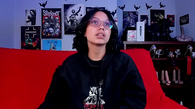 lilith-deveraux online show from 05-27-26, 04:14